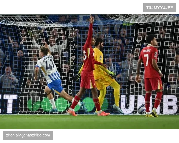 布莱顿控球传导体系 三笘薰边路突破面对利物浦防守考验